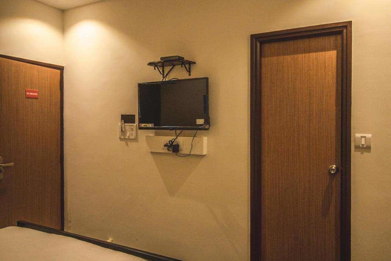 Amber Rooms Porvorim Ngoại thất bức ảnh